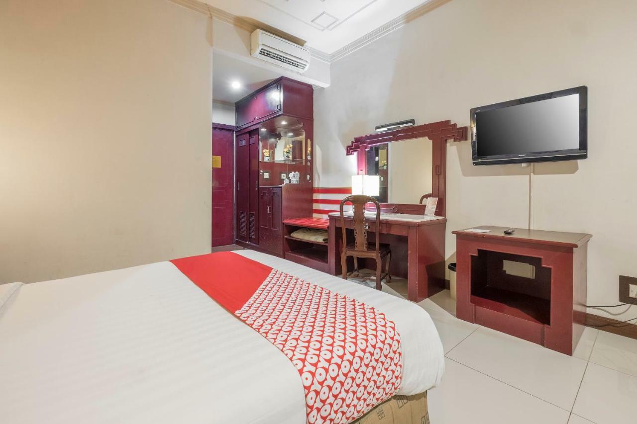 Oyo 821 Hotel Dinasti Makassar Eksteriør billede